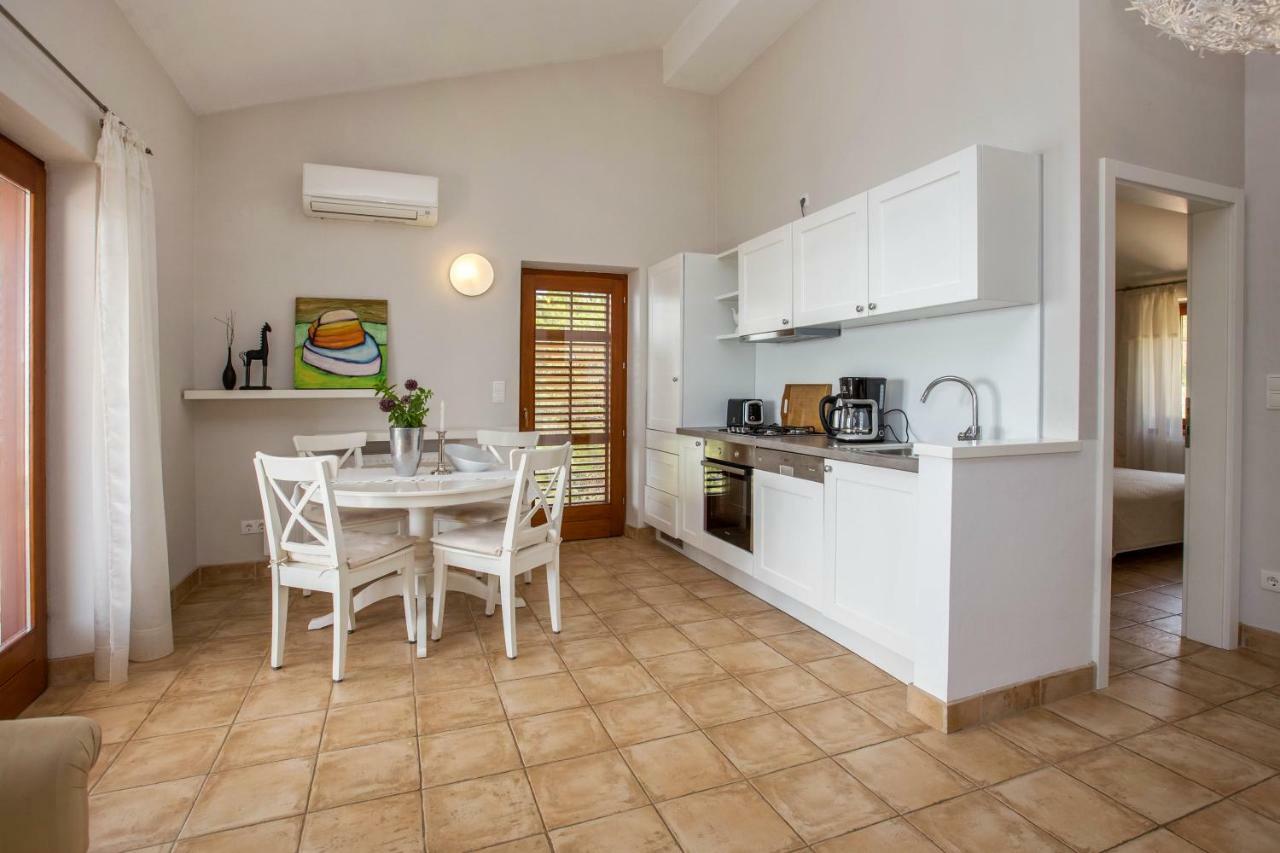 Villa Pod Borom Sveta Nedelja  Bagian luar foto