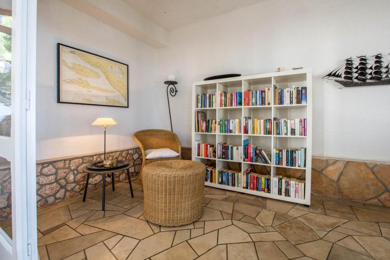 Villa Pod Borom Sveta Nedelja  Bagian luar foto